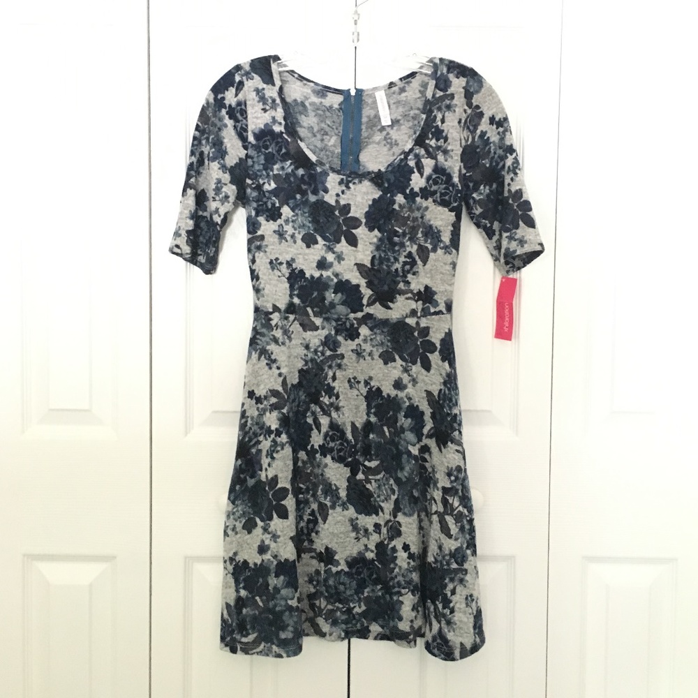 womens blue and grey floral dress